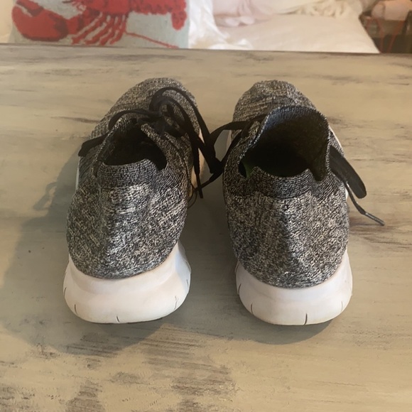 Nike Free RN Flyknit 831070-100 White Black - Picture 4 of 9